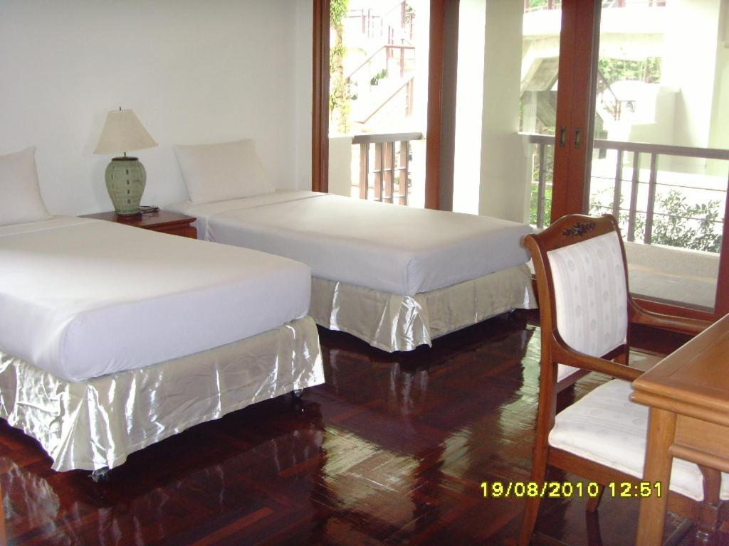 Blue Canyon Country Club Mai Khao Exteriör bild