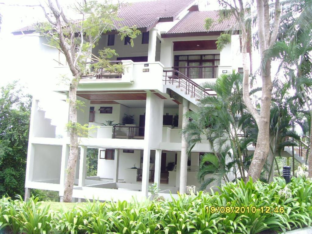 Blue Canyon Country Club Mai Khao Exteriör bild